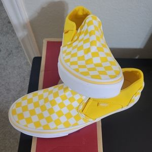 Women's size 9, yellow and white checkerboard, slipon Vans